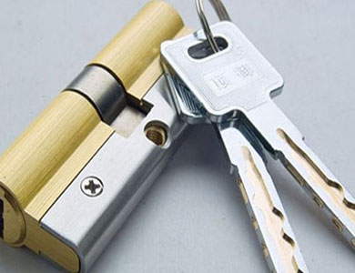 玛多24小时上门开锁公司